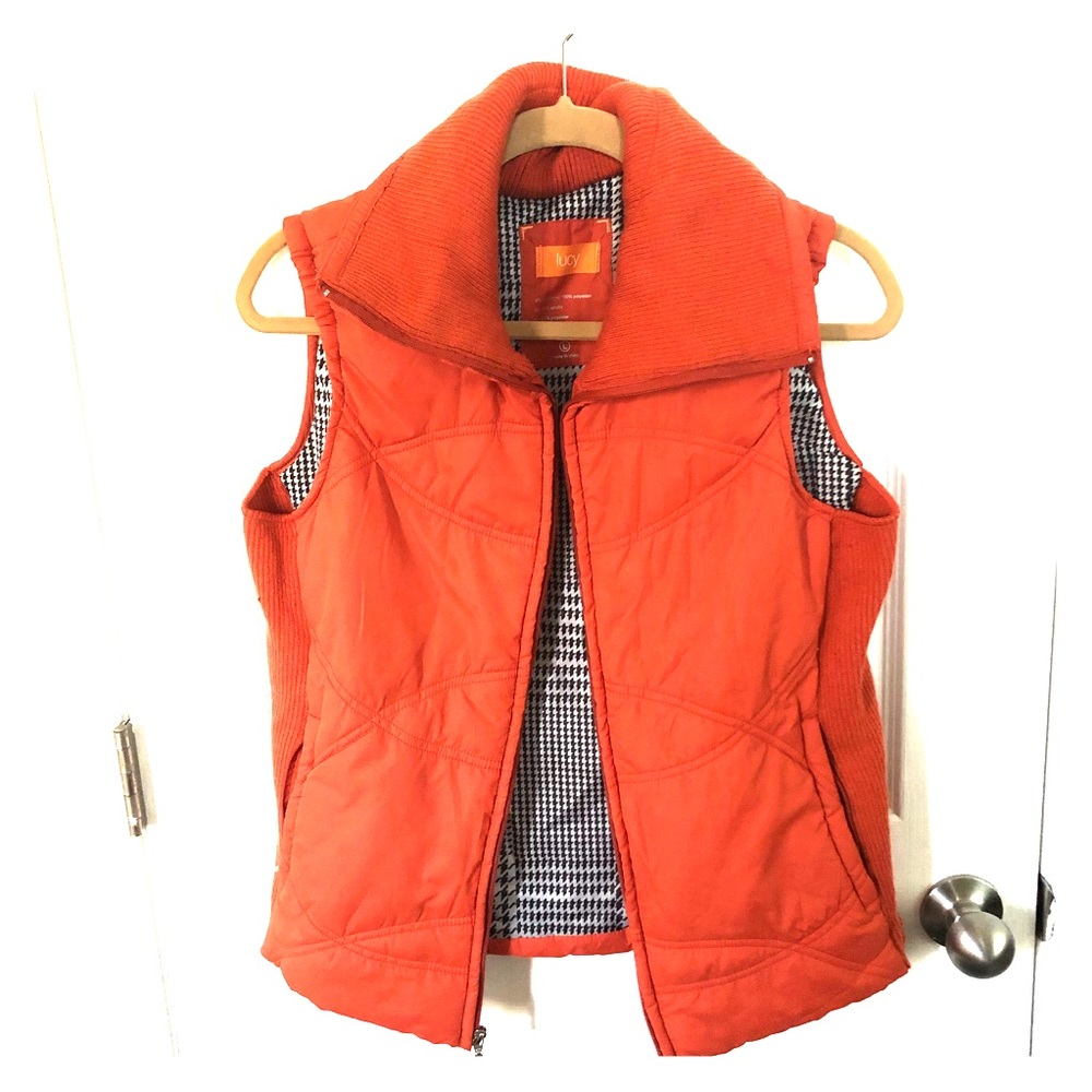 Lucy Orange Ribbed Contrast Zip-Up Puffy Vest